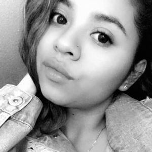 Meet your Posher, Esperanza